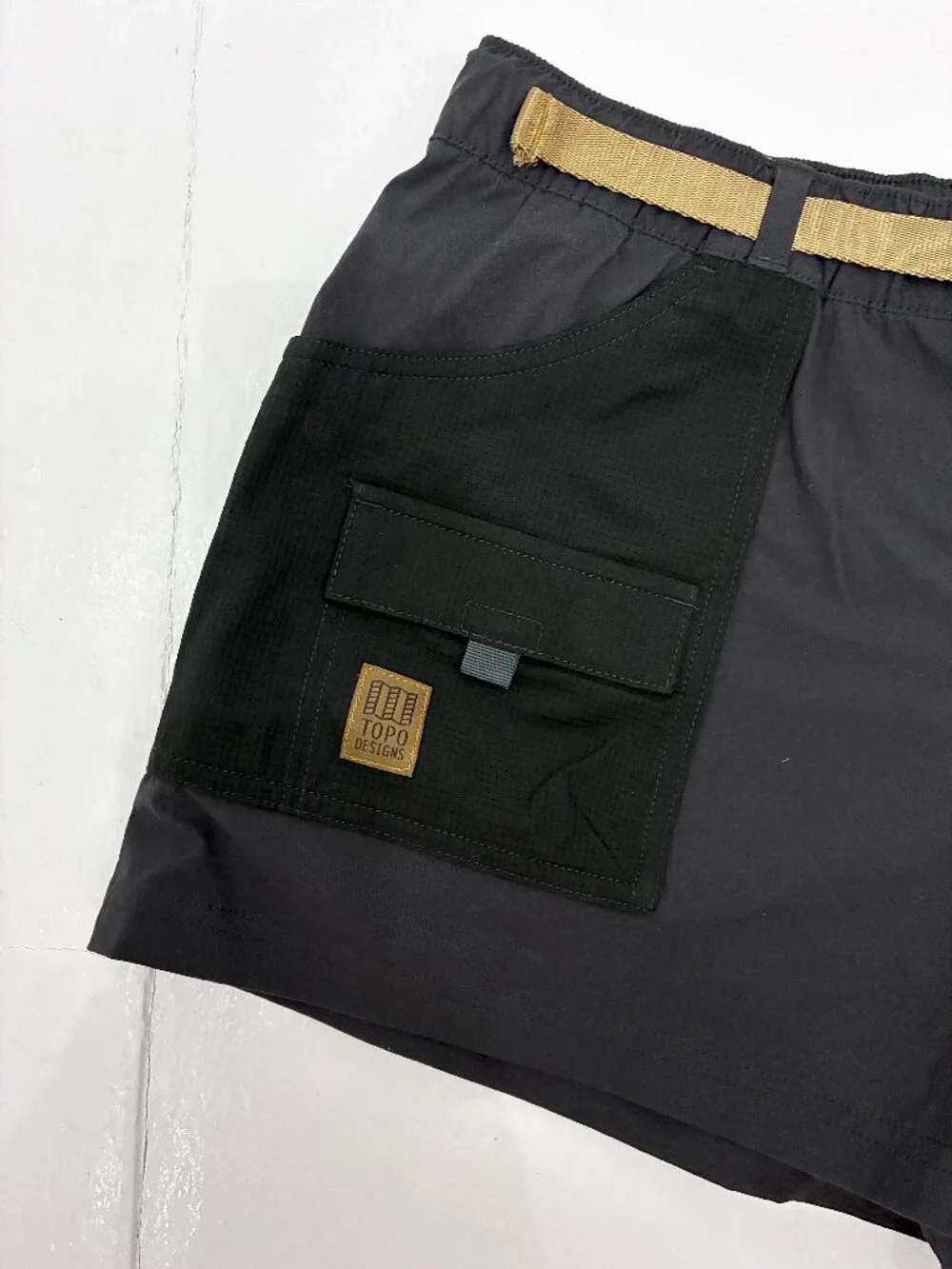 Topo Designs Retro River Shorts in Black/Neutral - Size M